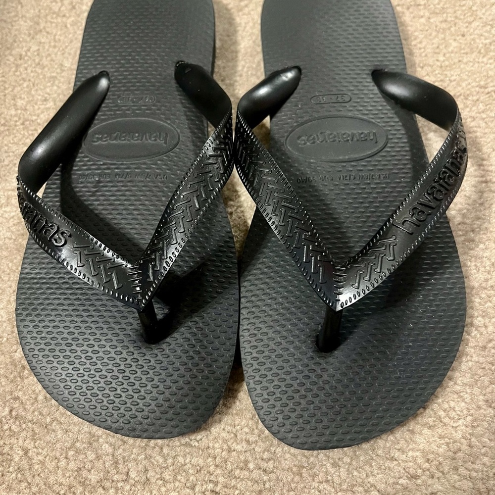 Havianas black flip flops - size 7 (37-38) - Picture 4 of 4